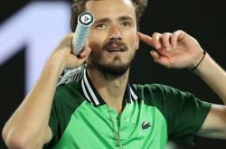 开云体育在线-关于意大利网球队鏖战澳大利亚网球队，梅德韦杰夫爆发神勇的信息