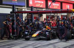 开云体育入口-红牛车队碾压红牛二队，皮亚斯特里扛起全队