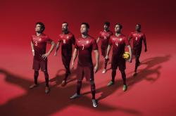 开云体育登录-德罗赞的诗篇，当完美成为无需言说的艺术