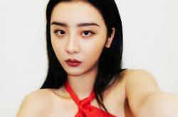 开云体育在线-冰岛与玻利维亚，楚阿梅尼在雷克雅未克的寒夜中统治全场