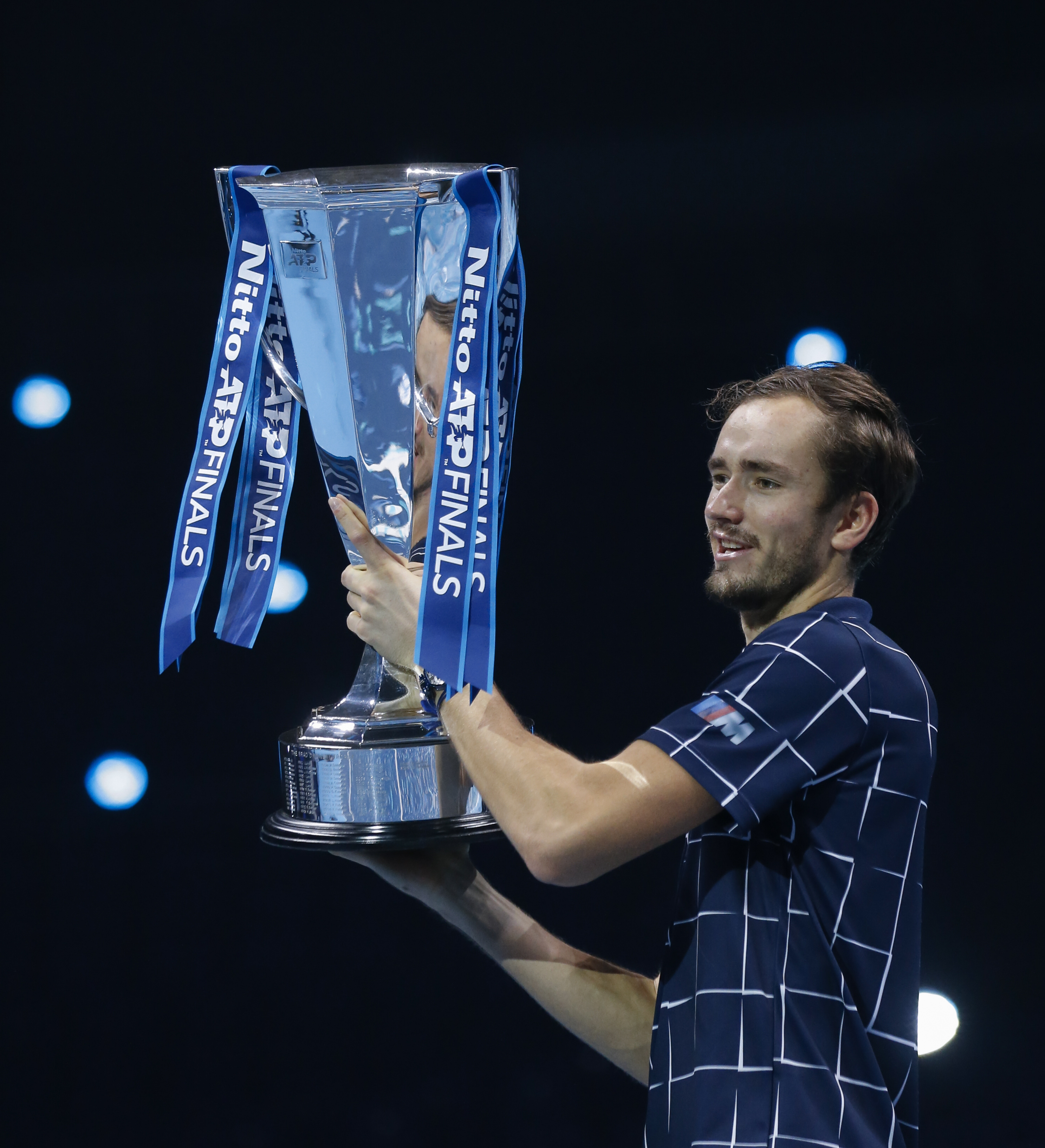 日本网球队血洗德国网球队，梅德韦杰夫爆发神勇