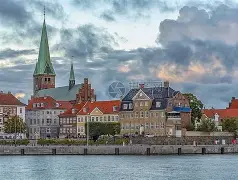 丹麦羽毛球队血洗日本羽毛球队，斯里坎特惊艳世界