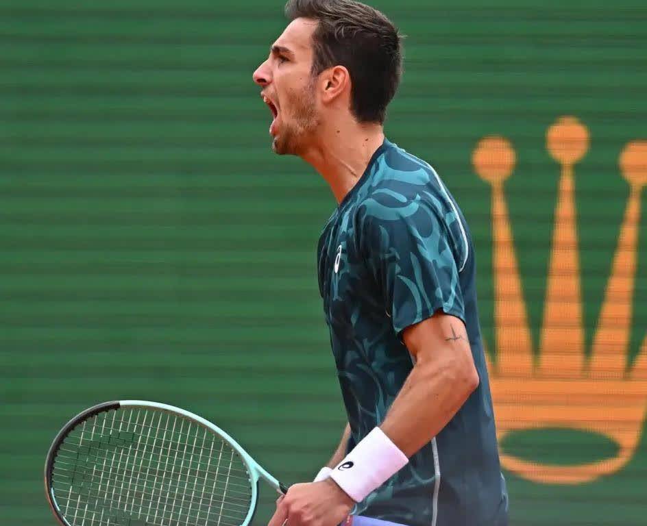 西班牙网球队逆转意大利网球队,费德勒绝境逆转的简单介绍 西班牙网球队逆转意大利网球队,费德勒绝境逆转的简单介绍