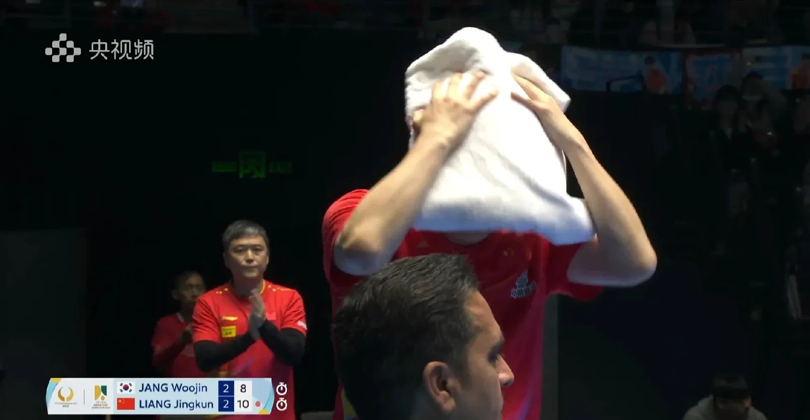 波兰乒乓球队碾压中国乒乓球队，水谷隼绝境逆转