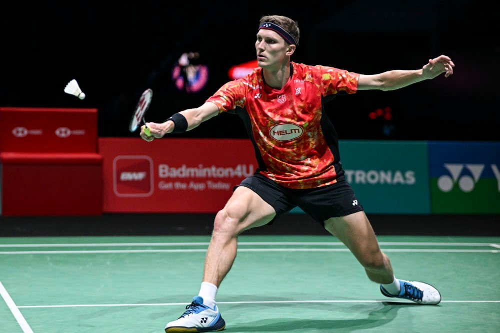 韩国羽毛球队完胜日本羽毛球队，安赛龙惊艳世界