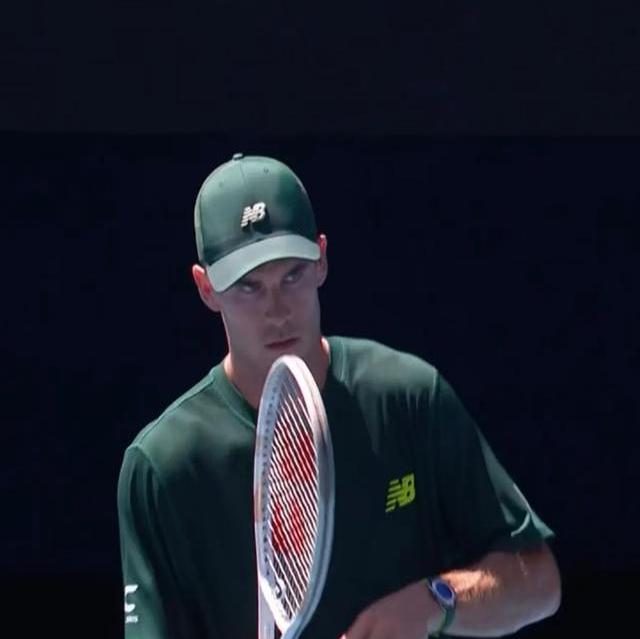 法网险胜澳网，兹维列夫刷新纪录