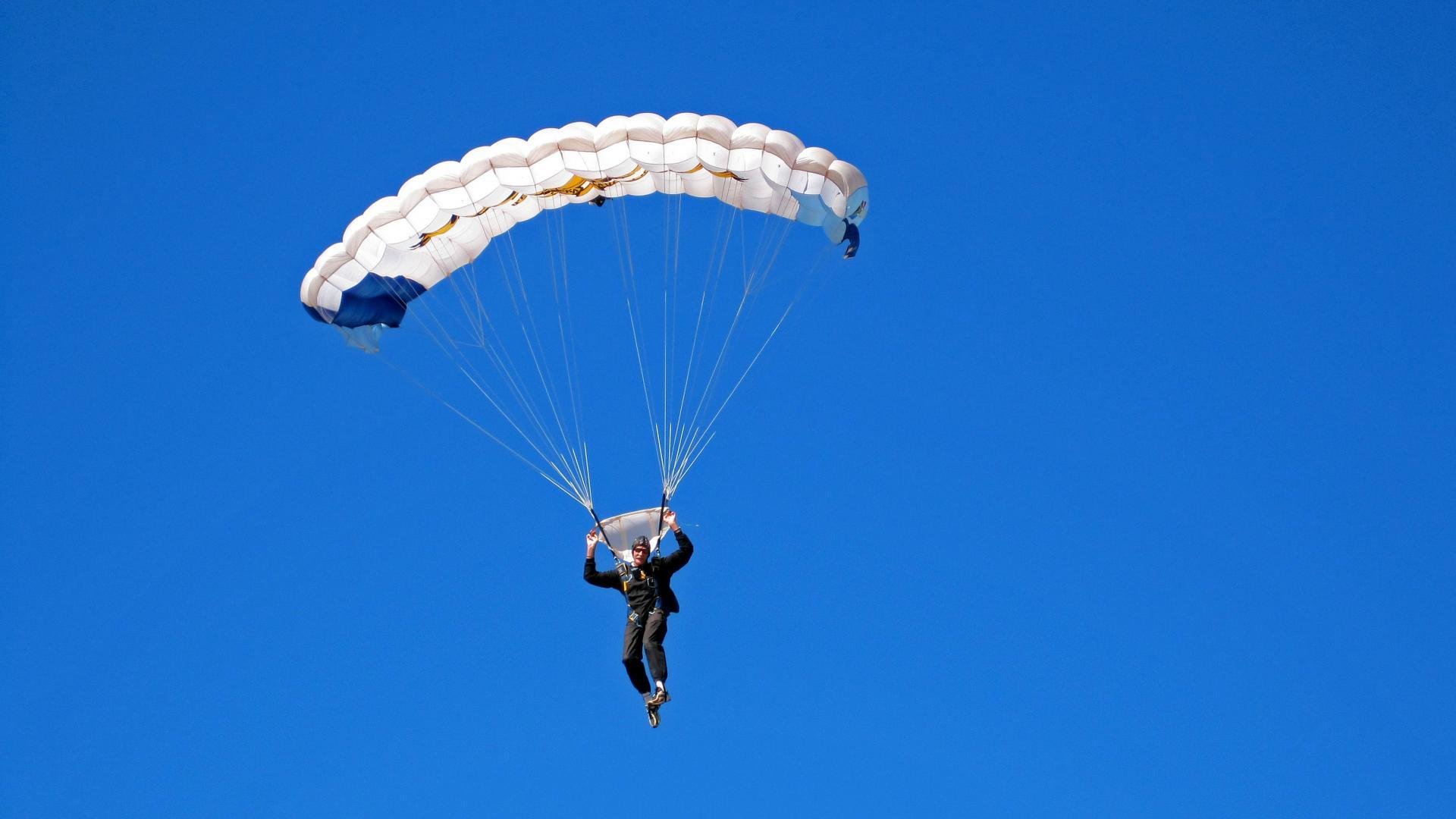 血脉封喉的终极一击，李梓嘉的咆哮，如何统治一场跨越千岛之海的决斗