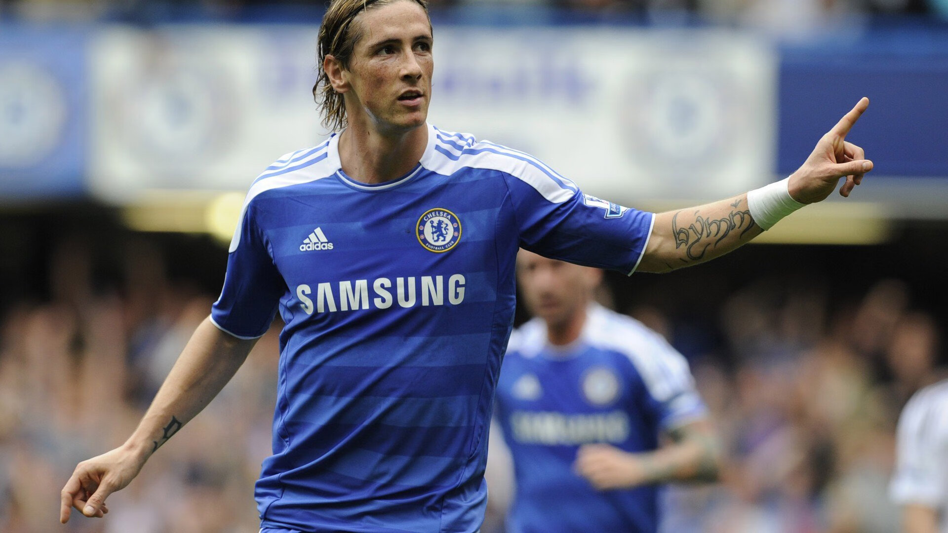 沙特弯道，法国崩盘，维斯塔潘如何用一场穿刺击碎勒克莱尔的年度梦想